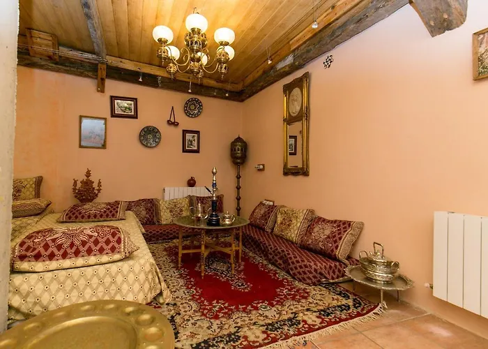 Charming Andalusian House - Free Parking